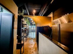 Sing Avenue (D8), Retail #459754591